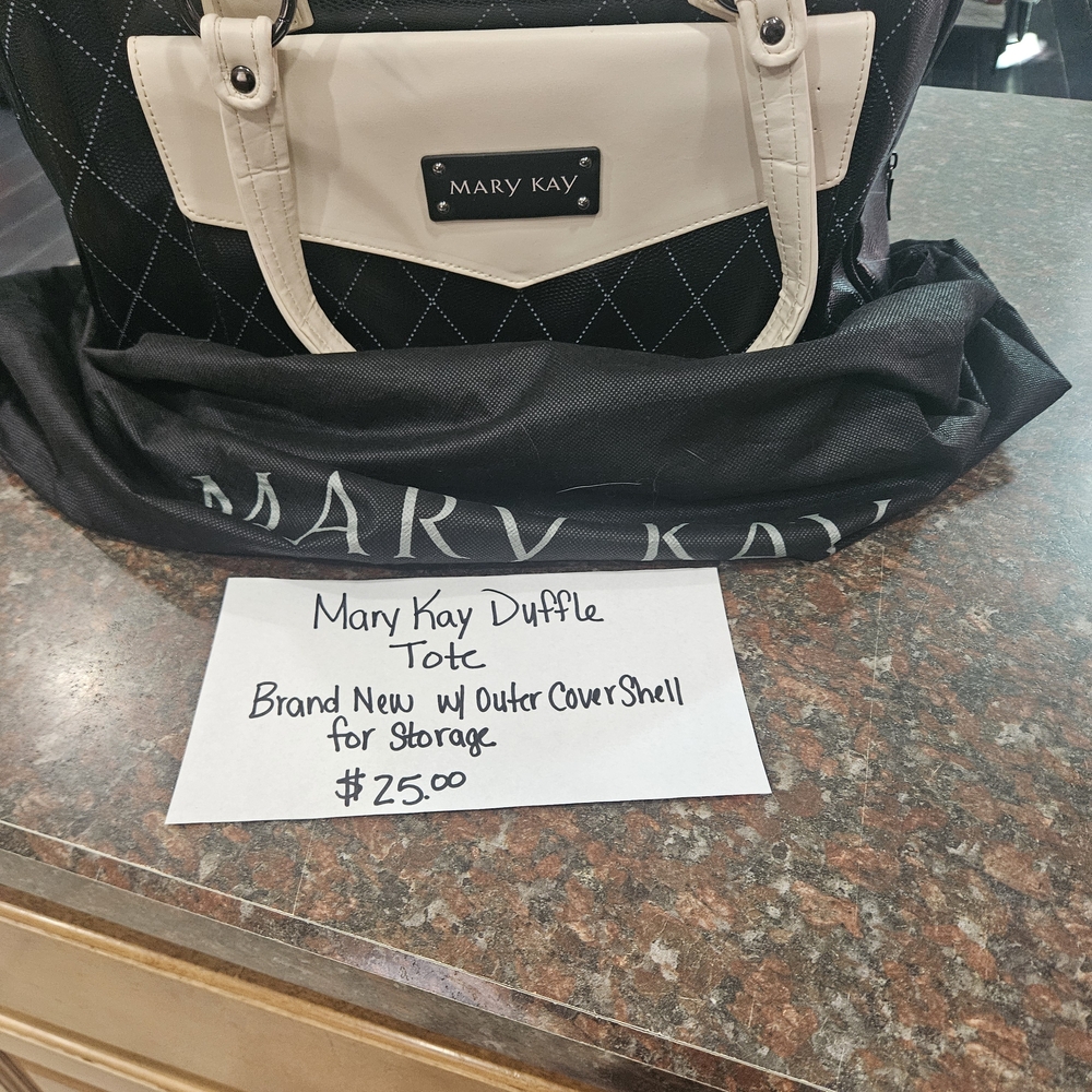 Mary Kay Black and White Quilted Tote